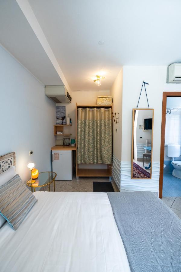 Bed and Breakfast Casa Di Carlo Goldoni - Dimora Storica à Chioggia Extérieur photo